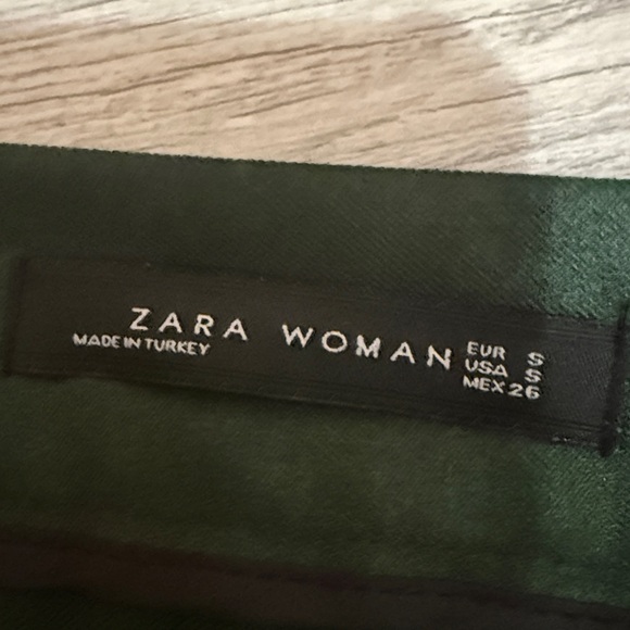 Zara Green Maxi Pleated Skirt - Picture 3 of 4
